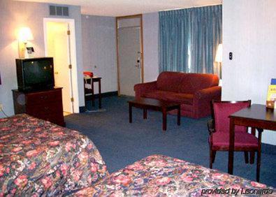 Sunflower Inn & Suites - Garden City Værelse billede
